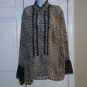 Touch of Cyn animal print sheer lace trim and lave sleeve blouse Sz 3x NWOT